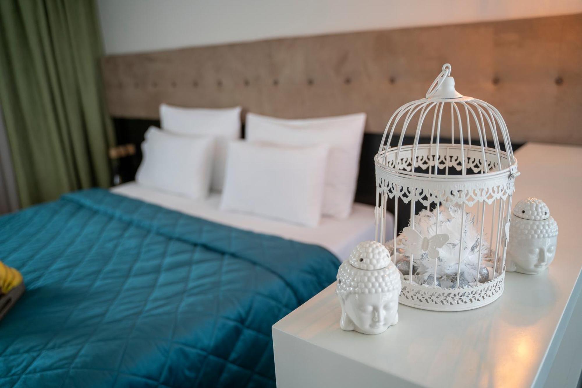 Akacija Luxury Suites Belgrado Quarto foto